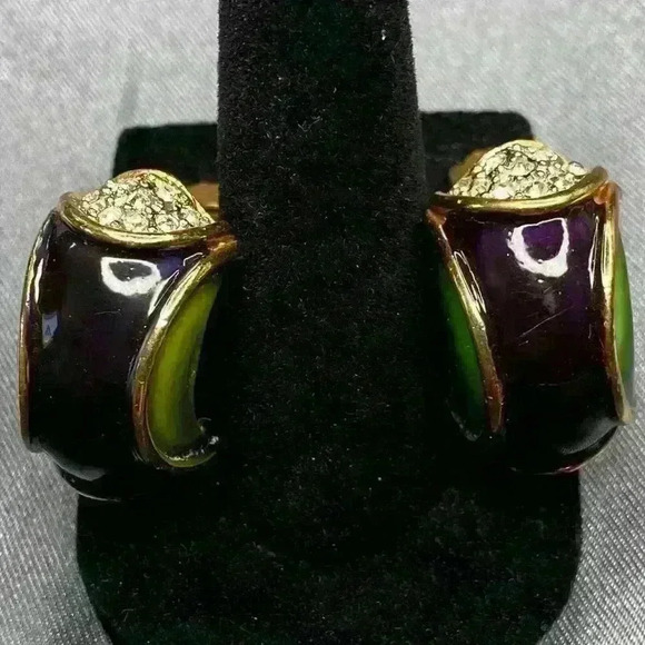 Kenneth Jay Lane KJL Vintage 60s Era Custom Costume Jewelry Earrings Clip-on

DD - Picture 1 of 4